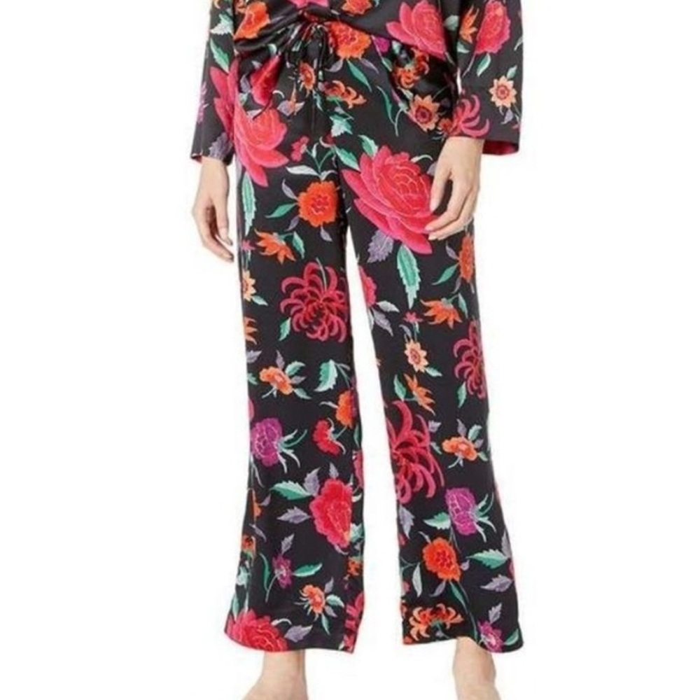 EUC- Natori ‘Duchess’ Tie Waist Pajama Pants